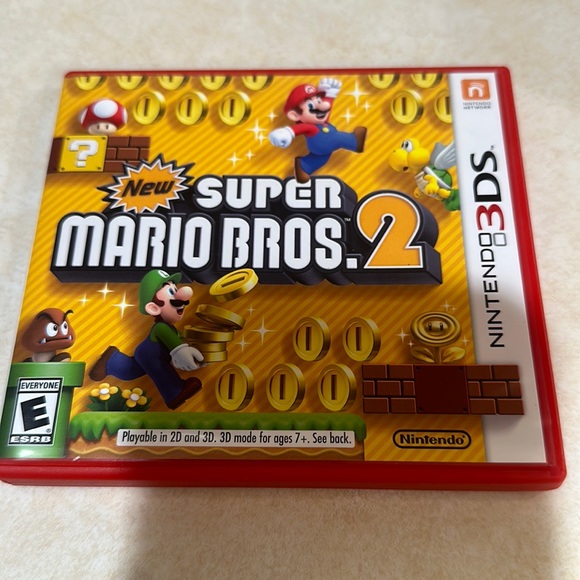 Nintendo 3DS Super Mario Bros. 2 - Picture 1 of 2
